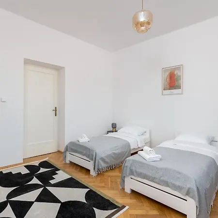 Old Town 2-Bedroom Apartment Krakow Exterior photo