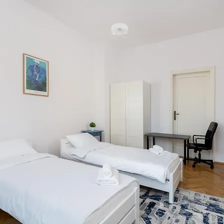 Old Town 2-Bedroom Apartment Krakow Exterior photo